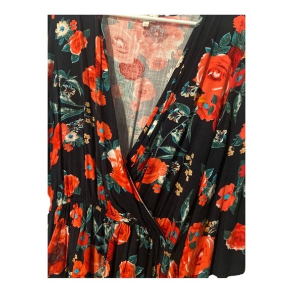 FLORAL ROMPER‎ 6 for $36 - Picture 1 of 3